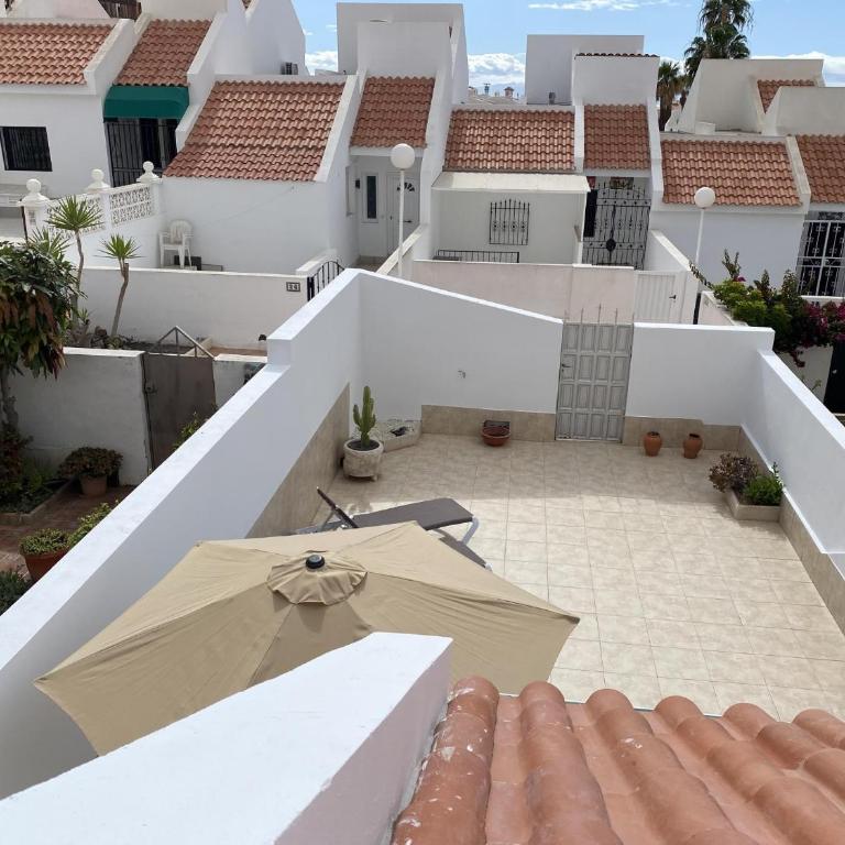 South Corner Holiday Home - Casa - 17
