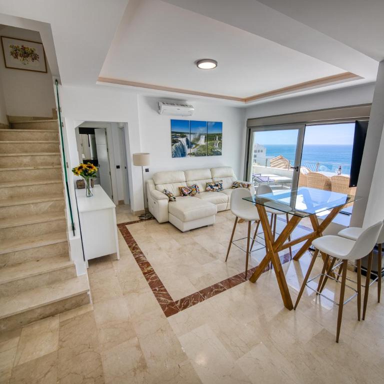 Penthouse Carabela Seaviews - Two-Bedroom Apartment - 3