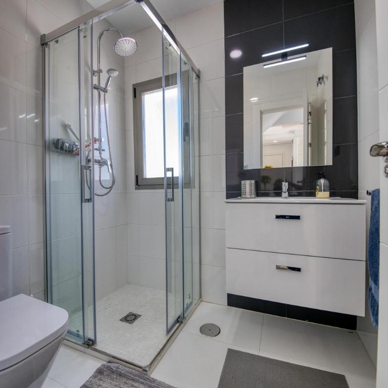 Penthouse Carabela Seaviews - Two-Bedroom Apartment - 11