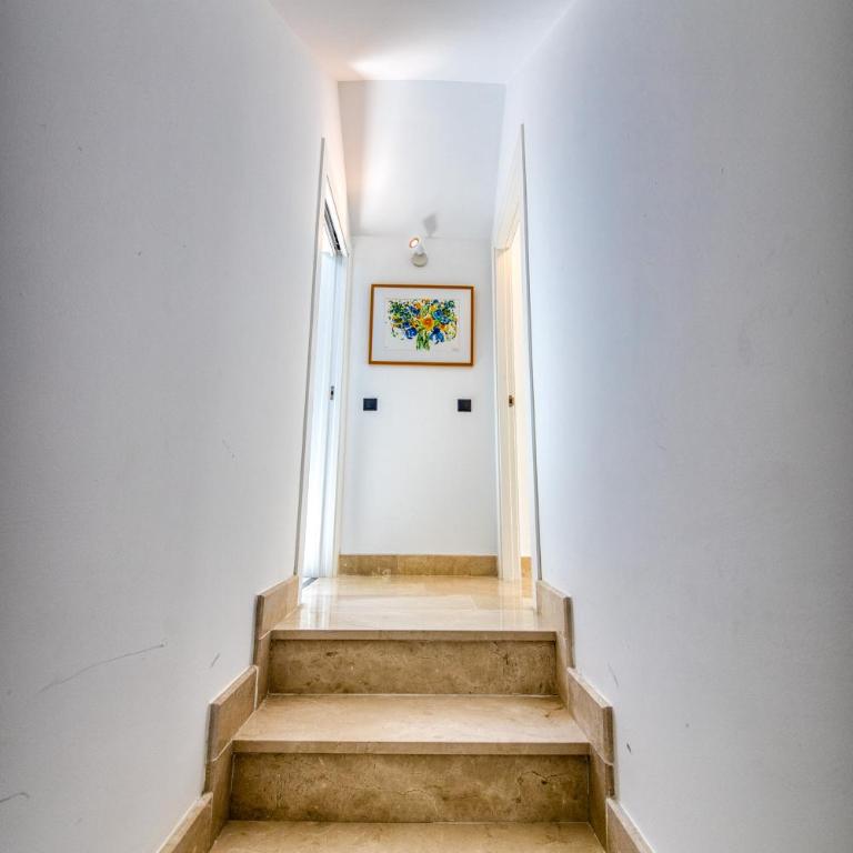Penthouse Carabela Seaviews - Two-Bedroom Apartment - 14