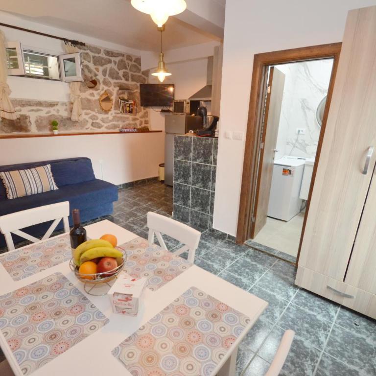Holiday Home Brinic - Ferienhaus - 9