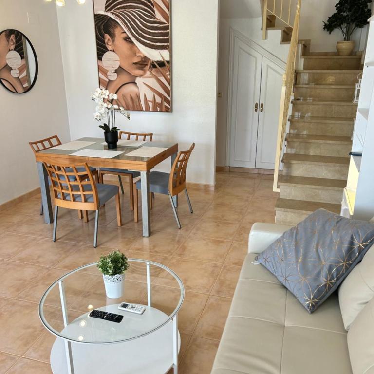 Gran Alacant Relax Casa - Two-Bedroom Apartment - 22