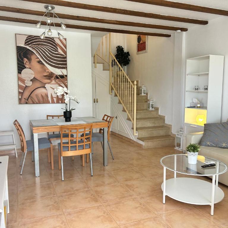 Gran Alacant Relax Casa - Two-Bedroom Apartment - 26
