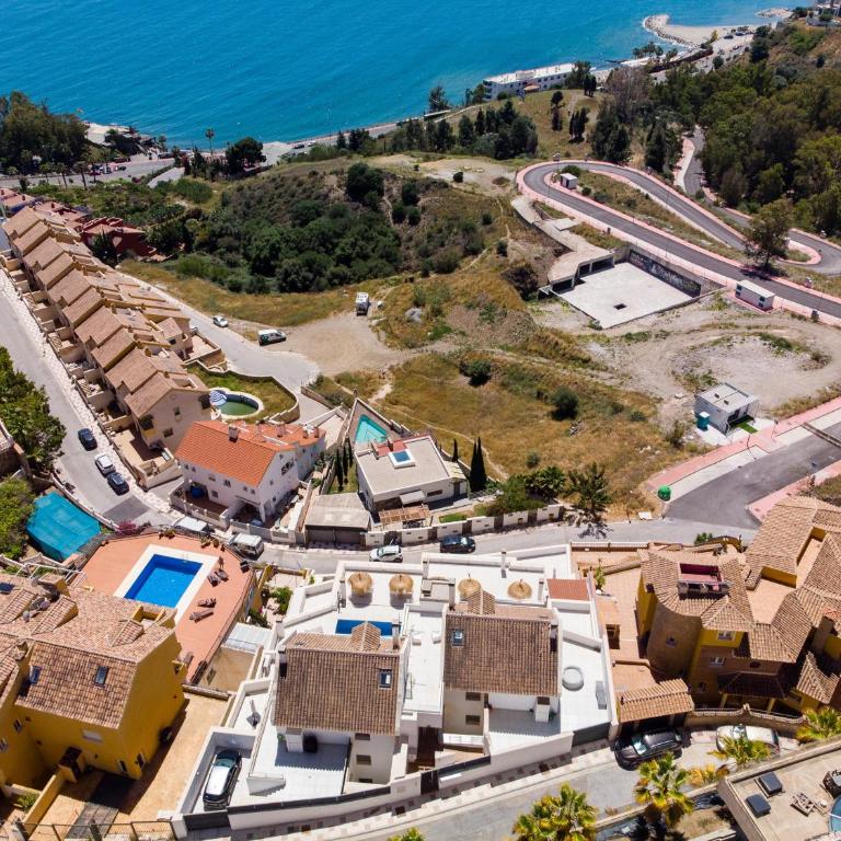 Penthouse Carabela Seaviews - Two-Bedroom Apartment - 36