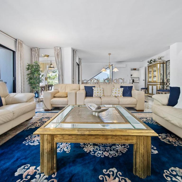 Charming Andalusian style villa in Nueva Andalucia - Villa - 15