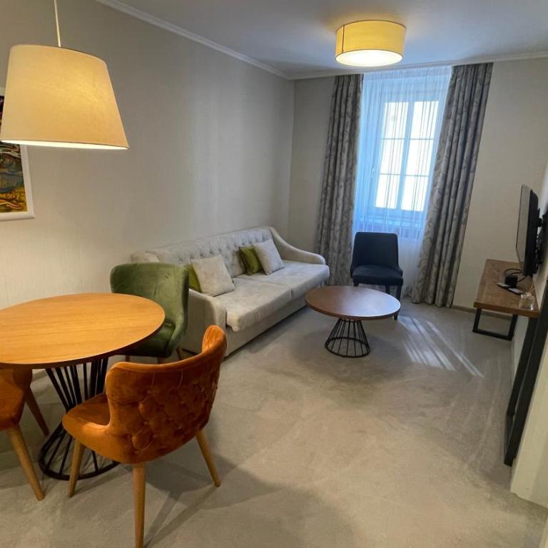 Hotel Radetzky - Apartment mit 1 Schlafzimmer - 1