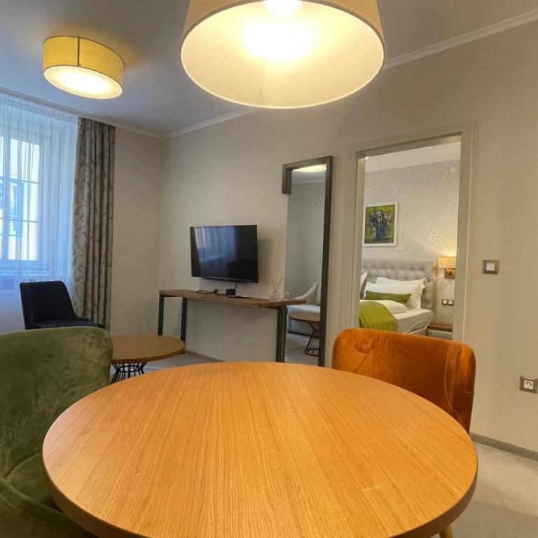 Hotel Radetzky - Apartment mit 1 Schlafzimmer - 2