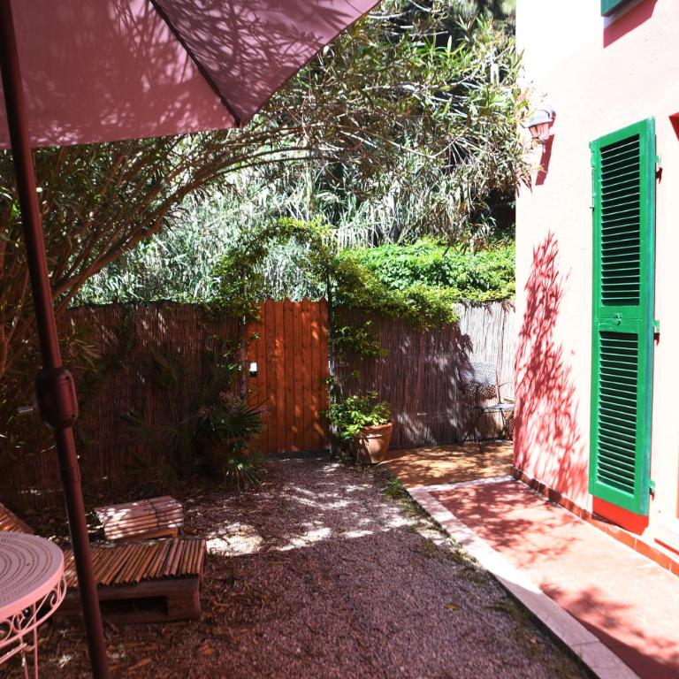 Villa Gaia - Camera Matrimoniale/Doppia con Letti Singoli con Bagno - 17