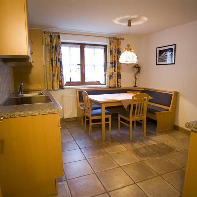 Gasthaus Muntafuner Stöbli - Apartment mit 2 Schlafzimmern und Badezimmer - 10