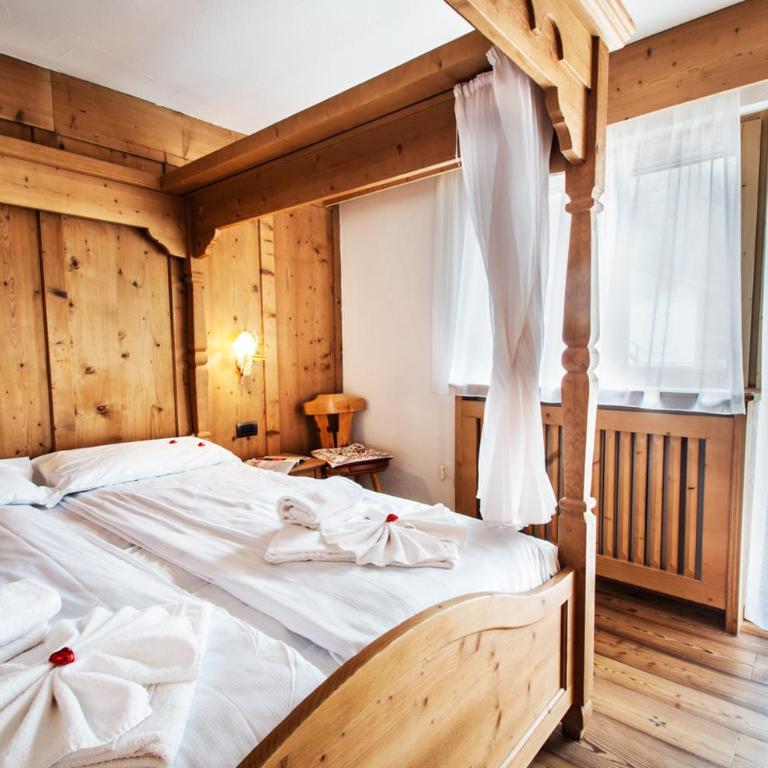 Hotel Arnika Wellness - Camera Deluxe - 9