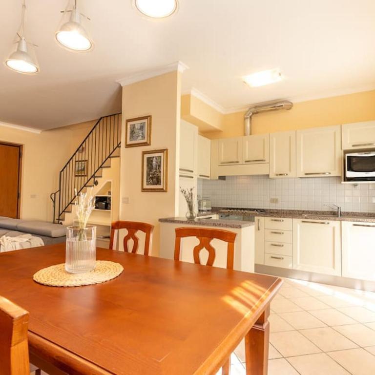 9 minuti dalle Mura di Lucca, Luxury Villa - Villa con 3 Camere da Letto - 5