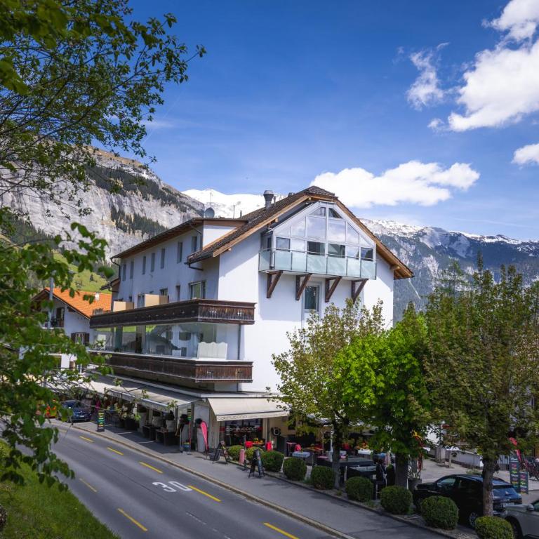 VISIMO Apartments Flims with private Sauna - Deluxe Apartment mit 2 Schlafzimmern - 14