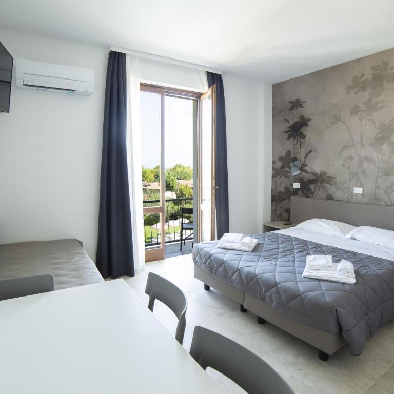 Residence Molino - Holiday Apartments - Junior Suite con Vista Piscina - 4