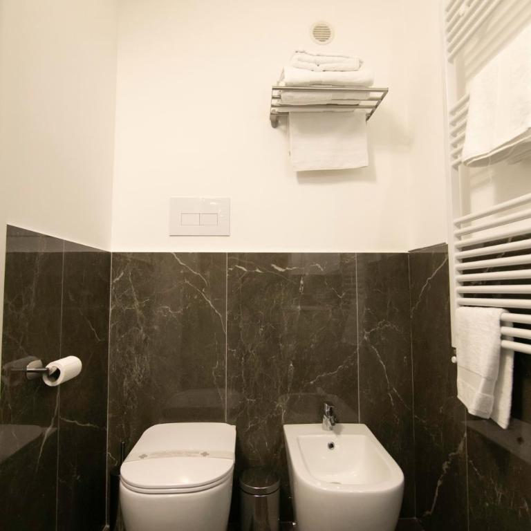 Villareale47 Luxury Suites & Rooms - Camera Matrimoniale con Bagno Privato - 10