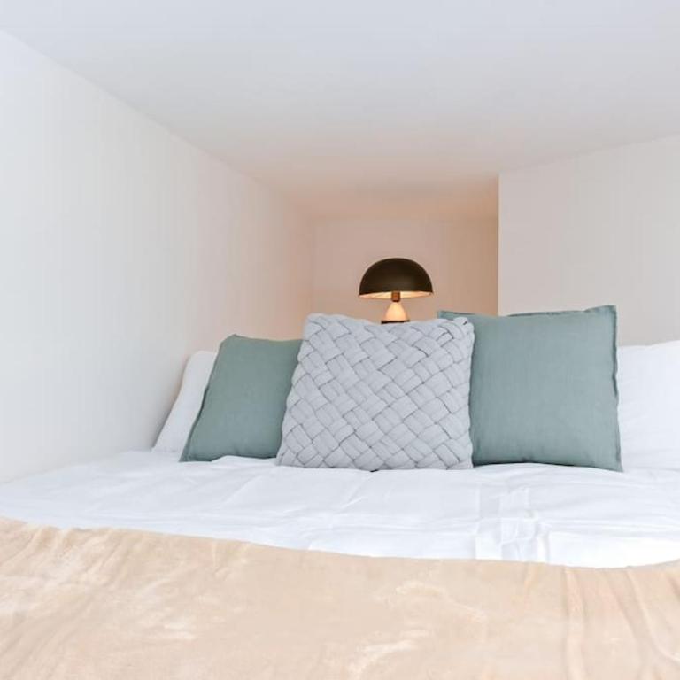 For You Rentals Céntrico y Luminoso Estudio TEMPORAL Dúplex en Madrid EST23 - One-Bedroom Apartment with Balcony - 12