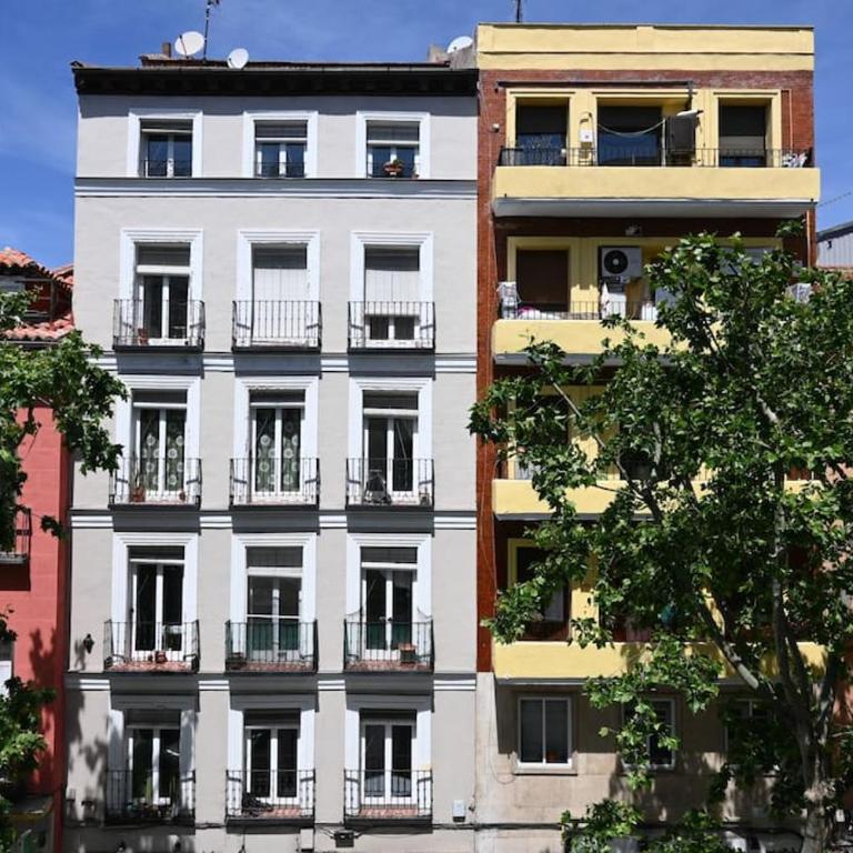 For You Rentals Céntrico y Luminoso Estudio TEMPORAL Dúplex en Madrid EST23 - One-Bedroom Apartment with Balcony - 23