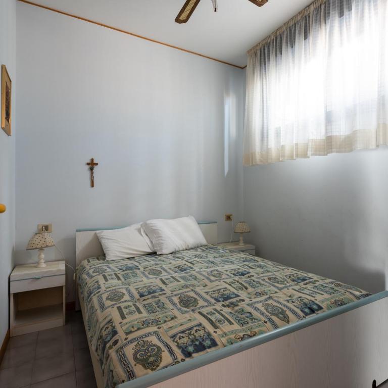 Cozy apartment with a balcony with sea side view - Apartment - 6