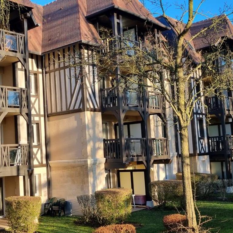 En rez-de-chaussée - terrasse & Piscine Chauffée - Appartamento con 1 Camera da Letto - 14