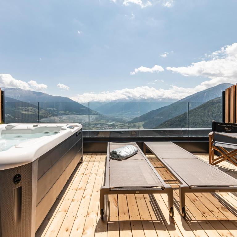 DAS GERSTL Alpine Retreat - Deluxe Suite with Spa Bath - 2