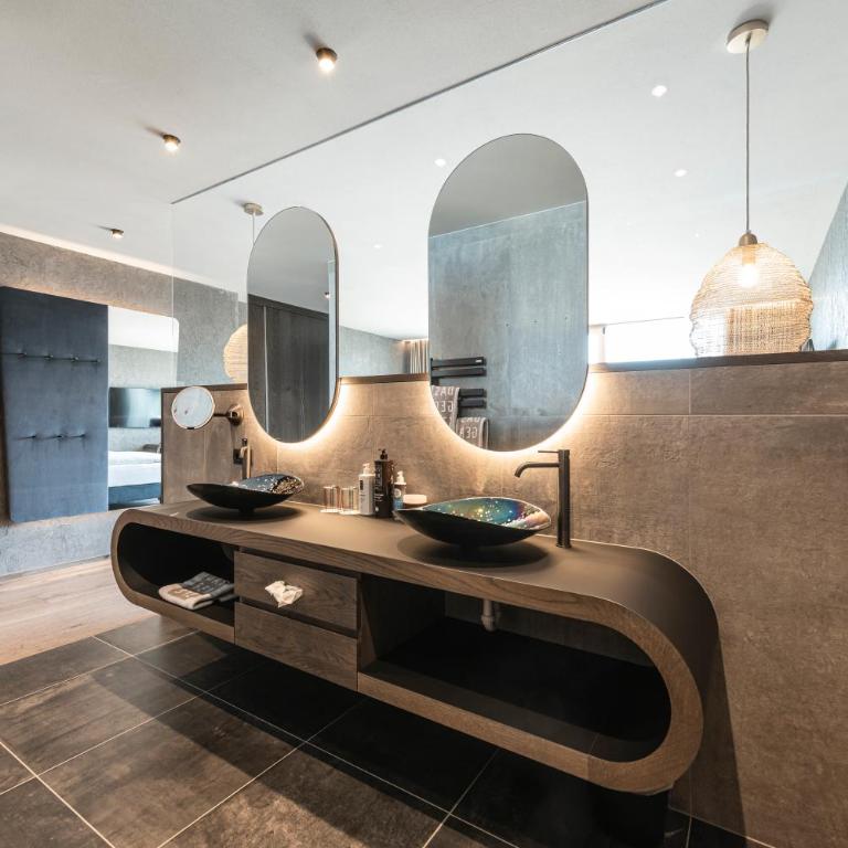 DAS GERSTL Alpine Retreat - Deluxe Suite with Spa Bath - 1