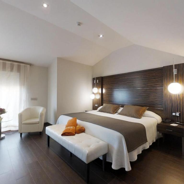 Vincci Selección Aleysa - Grand Suite Duplex for 4 Guests - 3