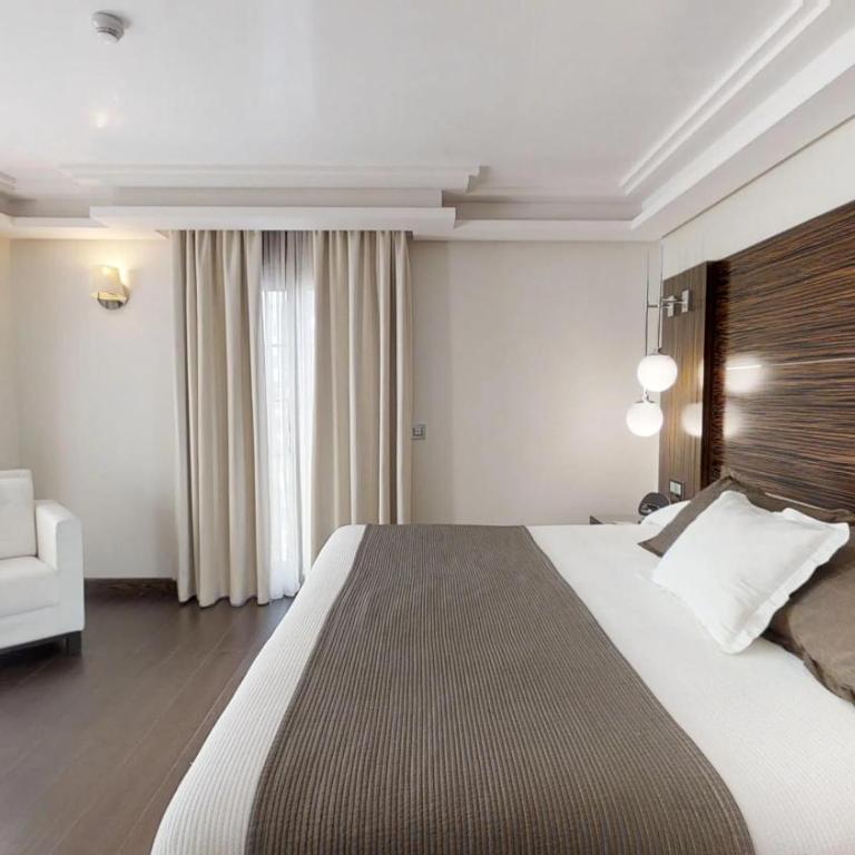 Vincci Selección Aleysa - Grand Suite Duplex for 4 Guests - 4