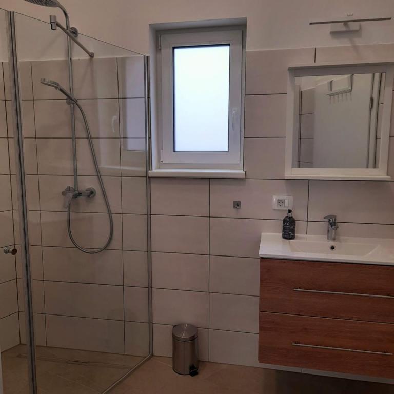 Pavillon nahe Stadtzentrum - Apartment mit 1 Schlafzimmer und Terrasse - 18