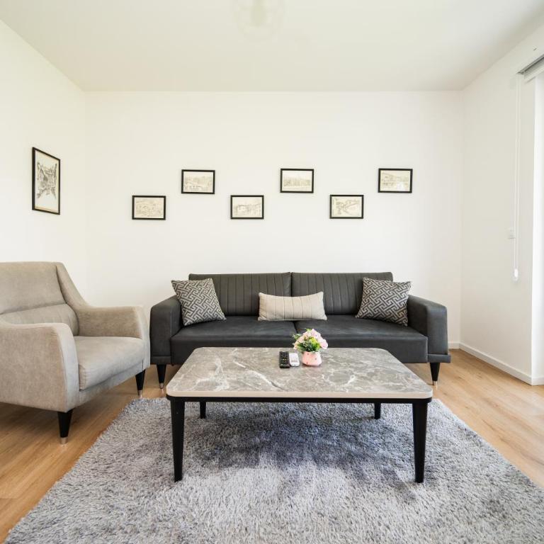 Bright 2BDR apartment with Balcony - FREE PARKING - Apartman sa 2 Spavaće Sobe - 11