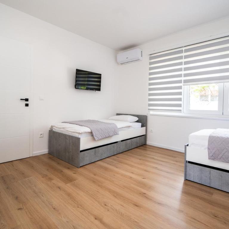 Bright 2BDR apartment with Balcony - FREE PARKING - Apartman sa 2 Spavaće Sobe - 18