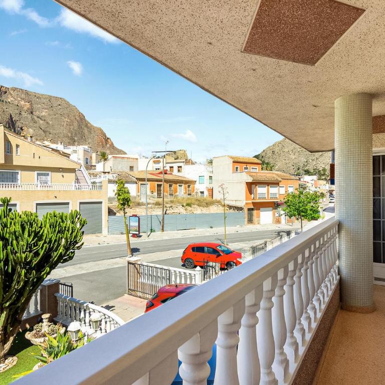 Amazing Apartment In Orihuela - Apartamento de 3 dormitorios - 7