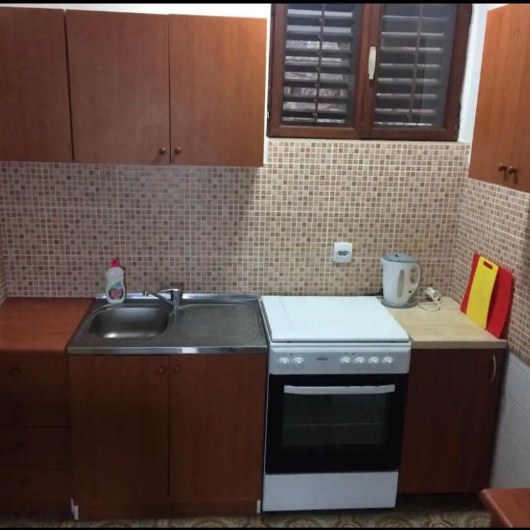 Апартаменты 2 на берегу Адриатики - Apartman sa 3 Spavaće Sobe - 11