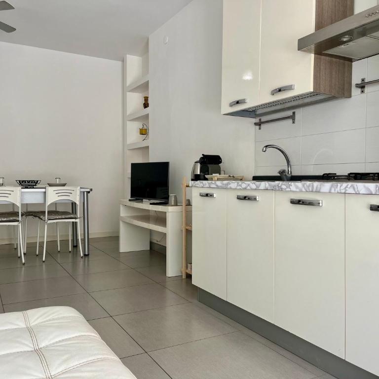 Flat with Terrace & Pool - Apartment mit 1 Schlafzimmer - 16