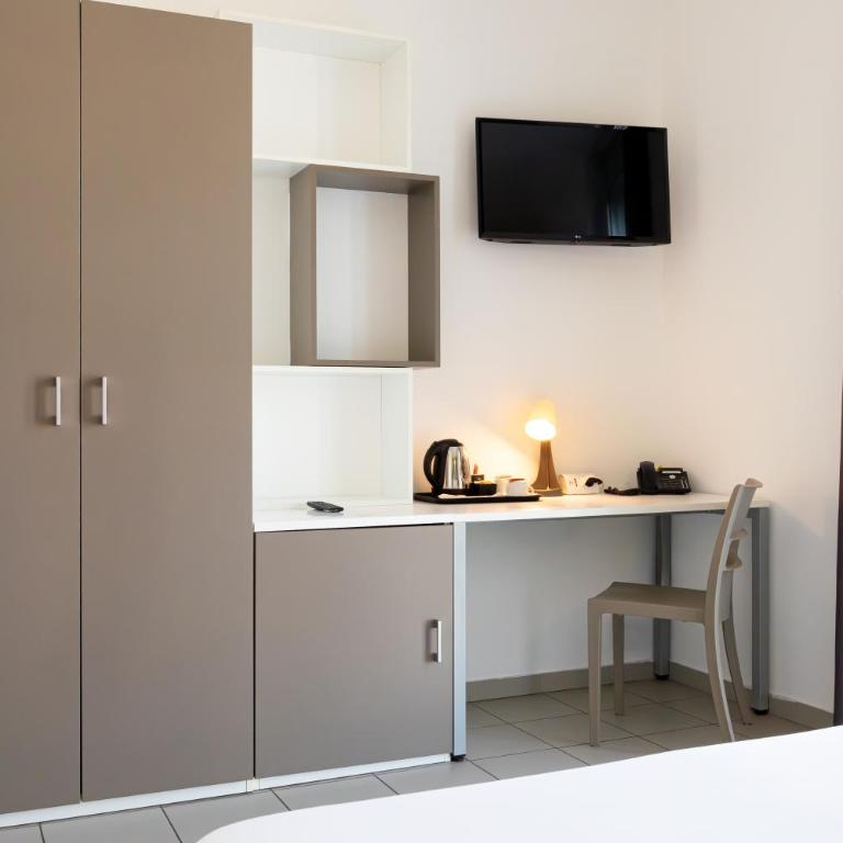 Hotel Campus Sanpaolo - Chambre Double ou Lits Jumeaux - 7
