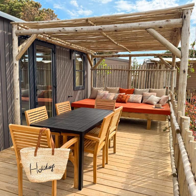 Camping La Clape Village - Cottage - Vue sur Jardin - 2