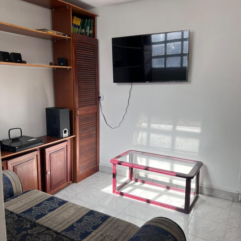 Casa Familiar- Turística Manríque Medellín - Casa de 3 dormitorios - 5