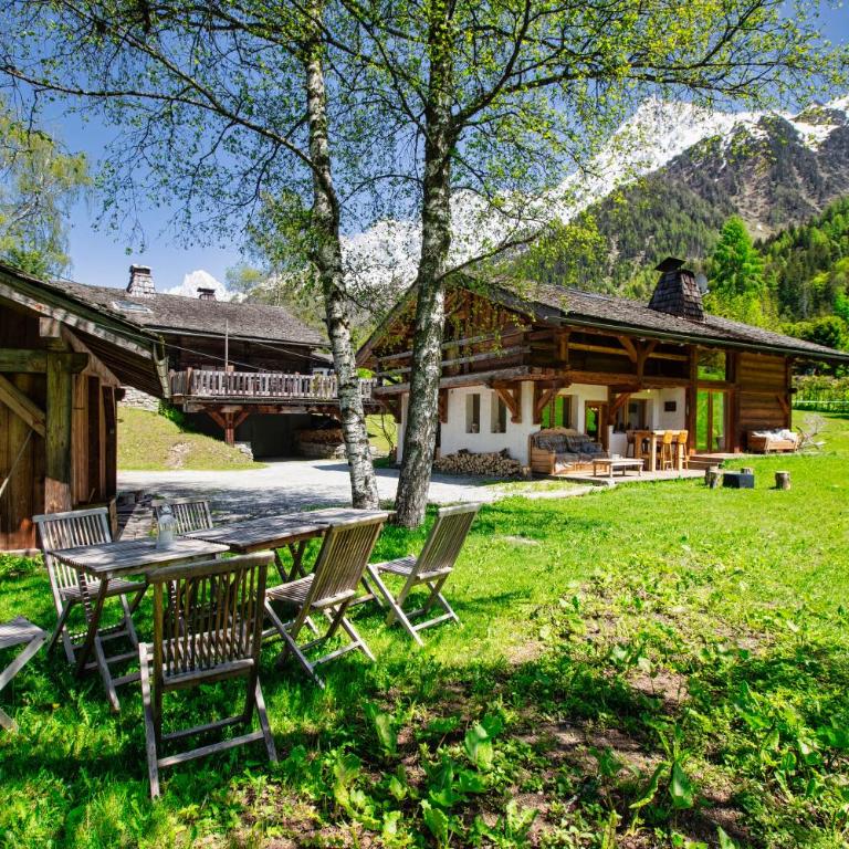 Chalet Taconnaz - Warm & Cosy 3BR Chalet with Fireplace in Nature - By Cozee Rentals - Chalet 3 Chambres - 97
