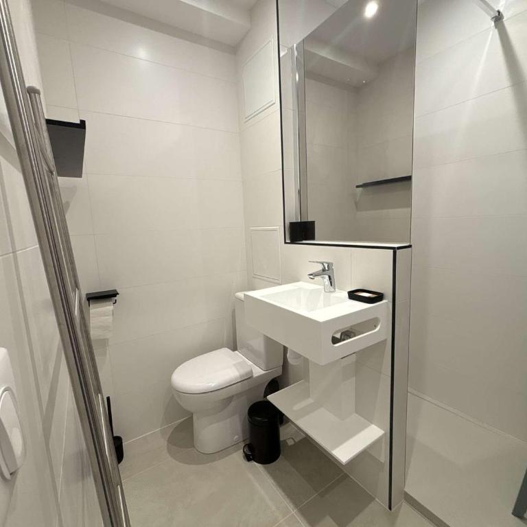 Studio en bord de mer à Royan, parking, TV, tout équipé - FR-1-494-67 - Studio - 8