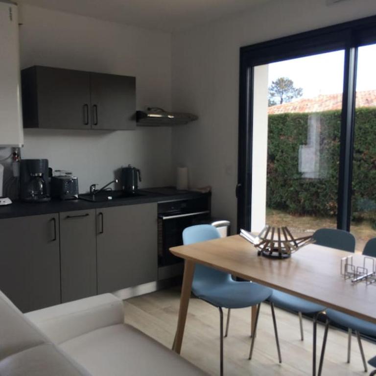 Joli studio de 25m2 avec terrasse, idéal pour un couple - Appartement 1 Chambre avec Terrasse - 5