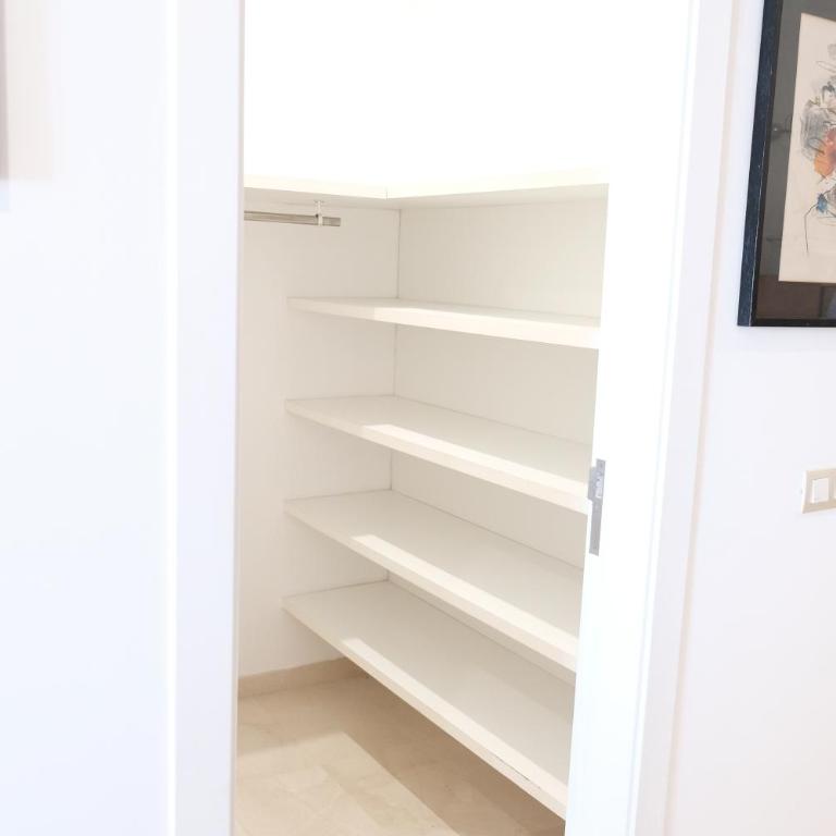 Exclusive Beachfront Haven in Costa Brava - Apartamento de 3 dormitorios - 10