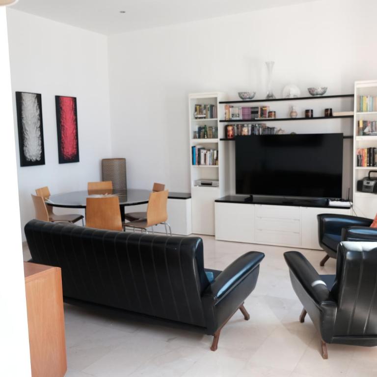 Exclusive Beachfront Haven in Costa Brava - Apartamento de 3 dormitorios - 5