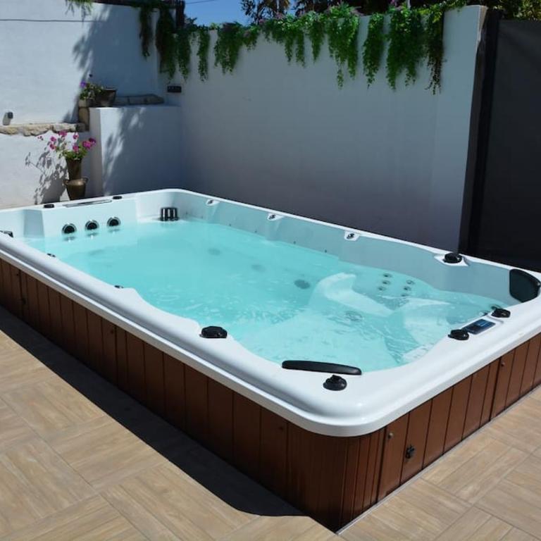 Loft El Ranch Playa a 10 minutos andando con Jacuzzi XXL y Jardin Privado - Casa con 1 dormitorio - 4