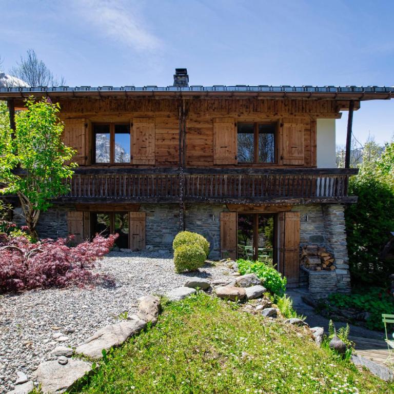 Chalet Fleur de Lys - Chalet 4BR Wood Stove , Home Cinema , Parental Suite - By Cozee Rentals - Chalet - 85