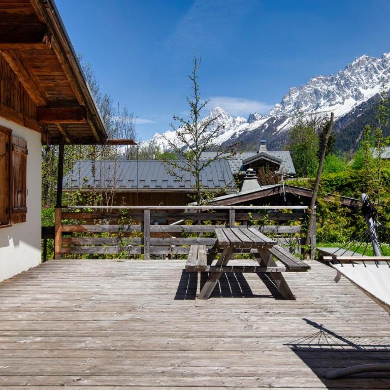 Chalet Fleur de Lys - Chalet 4BR Wood Stove , Home Cinema , Parental Suite - By Cozee Rentals - Chalet - 86