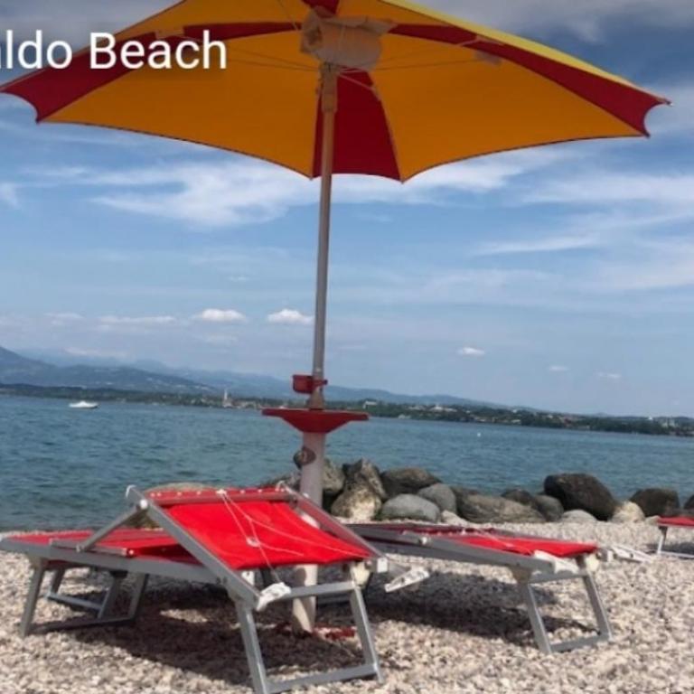 Relax & piscina a due passi dal lago "Family Sole" - Appartamento con 1 Camera da Letto - 44