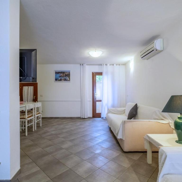 La casa in collina, al mare - 6 minuti dal Mare - A C - Giardino -BBQ - One-Bedroom Apartment with Garden - 14
