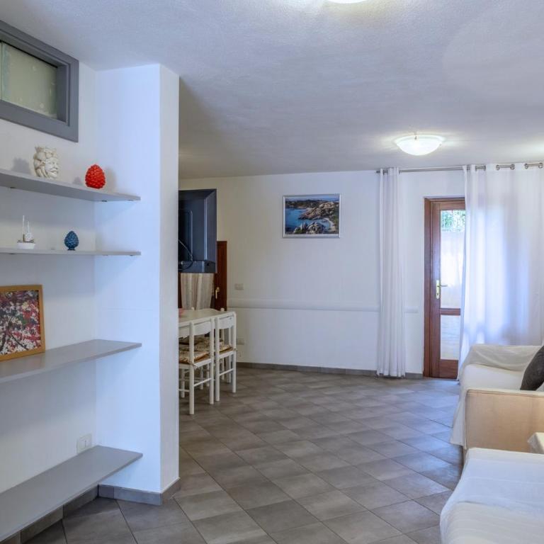 La casa in collina, al mare - 6 minuti dal Mare - A C - Giardino -BBQ - One-Bedroom Apartment with Garden - 15