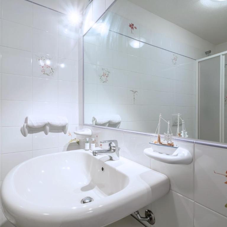 La casa in collina, al mare - 6 minuti dal Mare - A C - Giardino -BBQ - One-Bedroom Apartment with Garden - 5