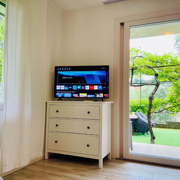 Casa Mario & Laura Ferienwohnungen FREE WI-FI PRIVATE PARKING - Appartamento con 2 Camere da Letto e Vista Giardino - 8