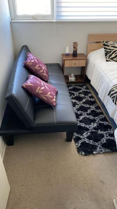 Departamento en Pausa - Two-Bedroom Apartment - 8