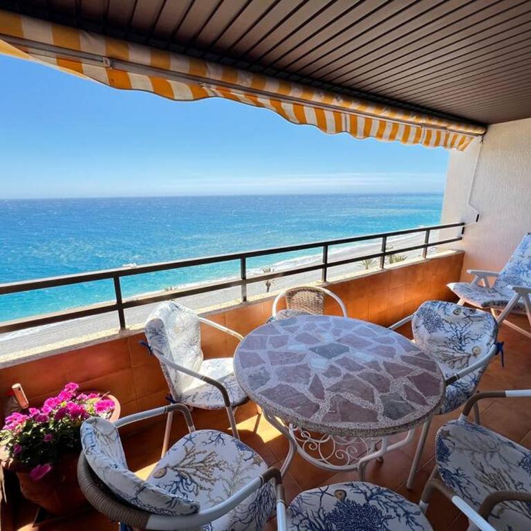 PUSHE Playa Velilla Beach & Tradition 3 - Apartamento de 3 dormitorios con vistas al mar - 1